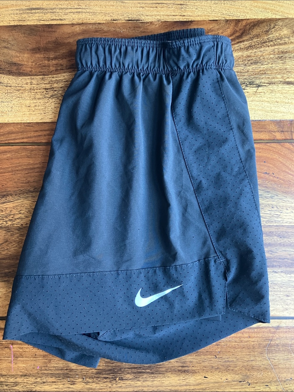 Nike women’s running shorts with built in shorts sz small black